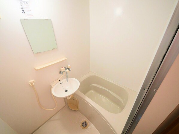 ミレニアム広瀬の物件内観写真